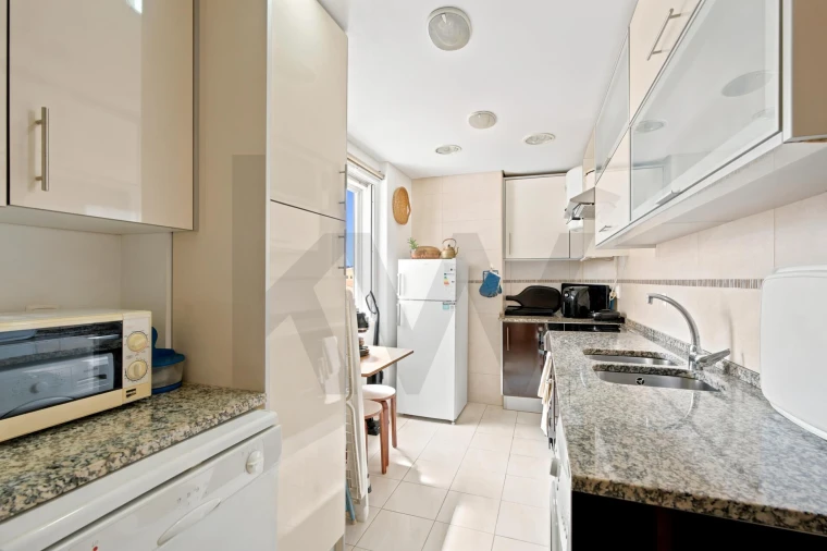 Apartamento T2 para Venda em Queluz e Belas Foto 4