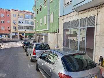 Loja para Venda em São Domingos de Benfica
