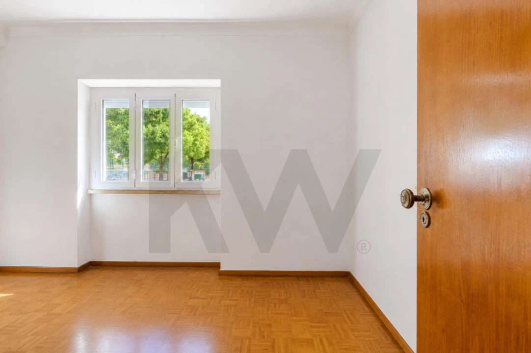 Apartamento T2 para Venda em Romeira e Várzea Foto 16