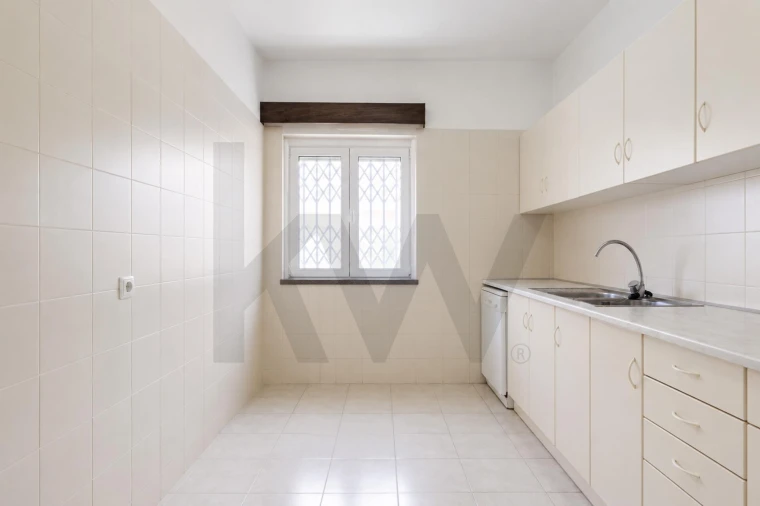 Apartamento T2 para Venda em Romeira e Várzea Foto 9