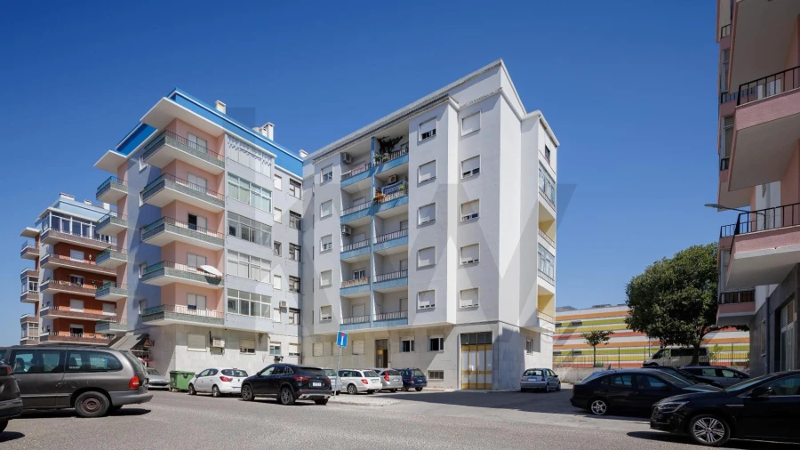 Apartamento T2 para Venda em Romeira e Várzea