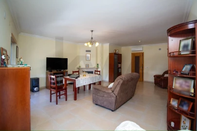 Apartamento T3 para Venda em Almeirim