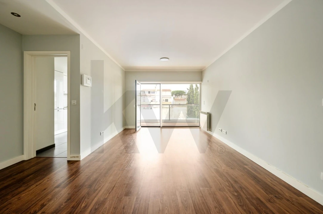 Apartamento T1 para Arrendamento em Caparica e Trafaria Foto 4