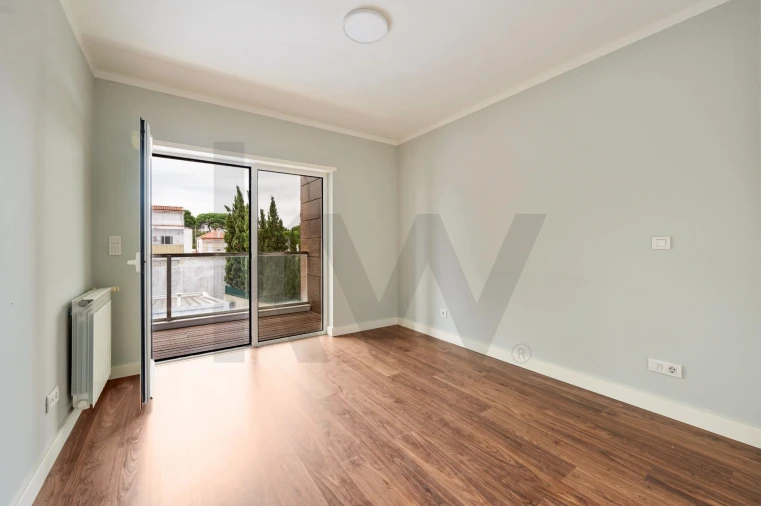 Apartamento T1 para Arrendamento em Caparica e Trafaria Foto 14