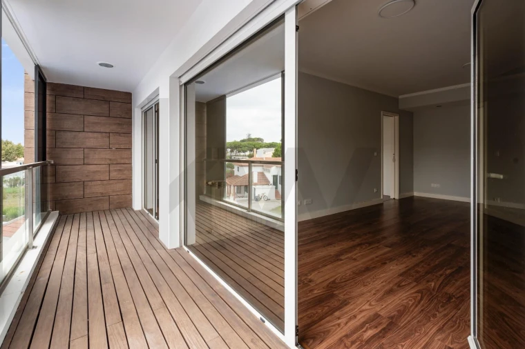 Apartamento T1 para Arrendamento em Caparica e Trafaria Foto 11