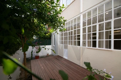 Apartamento T2 para Arrendamento em Santo António