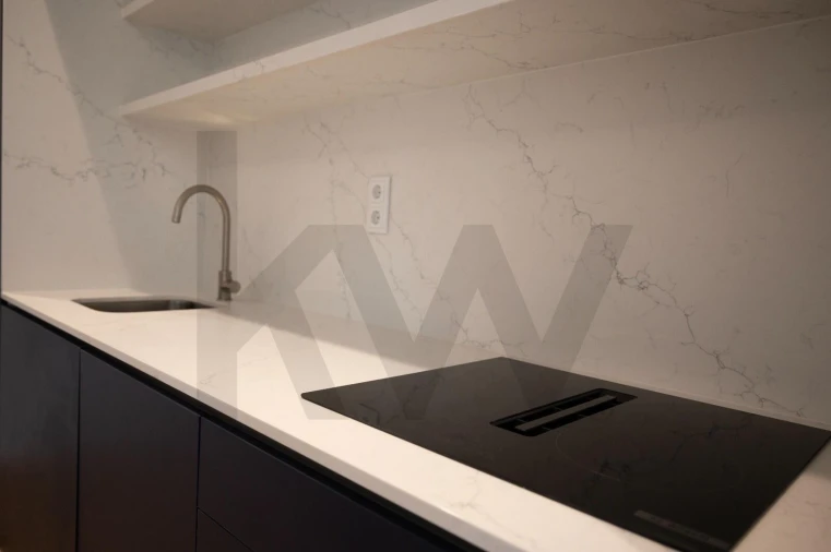Apartamento T2 para Arrendamento em Santo António Foto 9