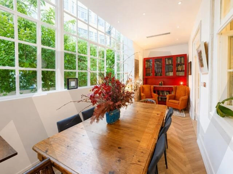 Apartamento T2 para Arrendamento em Santo António Foto 1