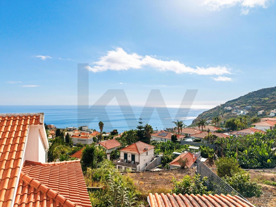 Moradia T3 para Venda em Arco da Calheta Foto 33