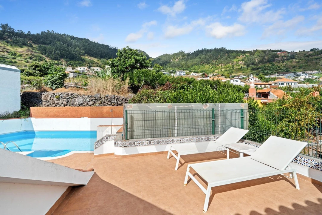 Moradia T3 para Venda em Arco da Calheta Foto 37