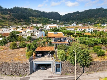Moradia T3 para Venda em Arco da Calheta