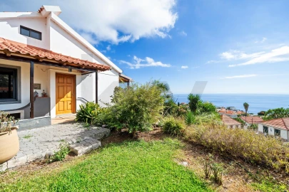 Moradia T3 para Venda em Arco da Calheta
