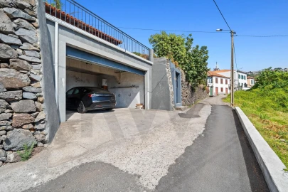Moradia T3 para Venda em Arco da Calheta