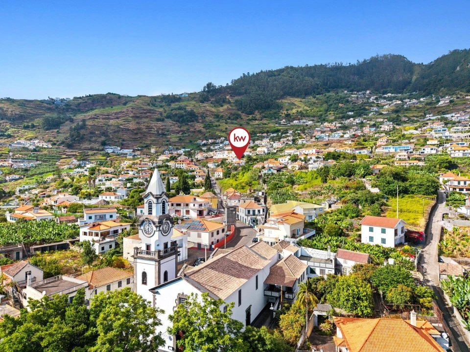 Moradia T3 para Venda em Arco da Calheta Foto 71
