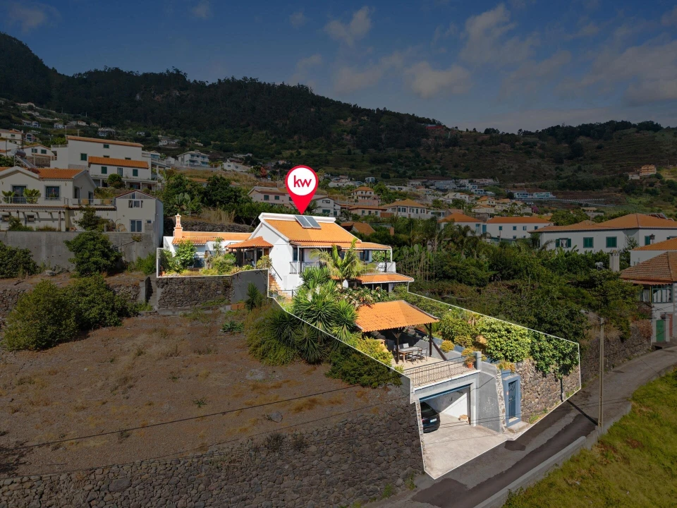 Moradia T3 para Venda em Arco da Calheta Foto 60