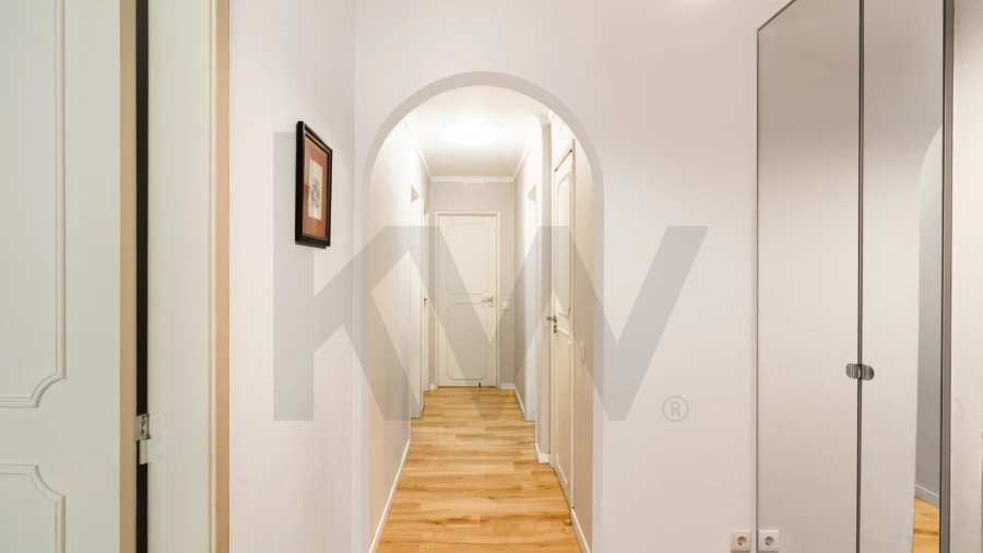 Apartamento T2 para Arrendamento em Póvoa de Santo Adrião e Olival Basto