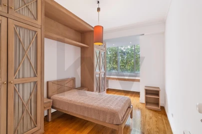 Apartamento T3 para Arrendamento em Lumiar