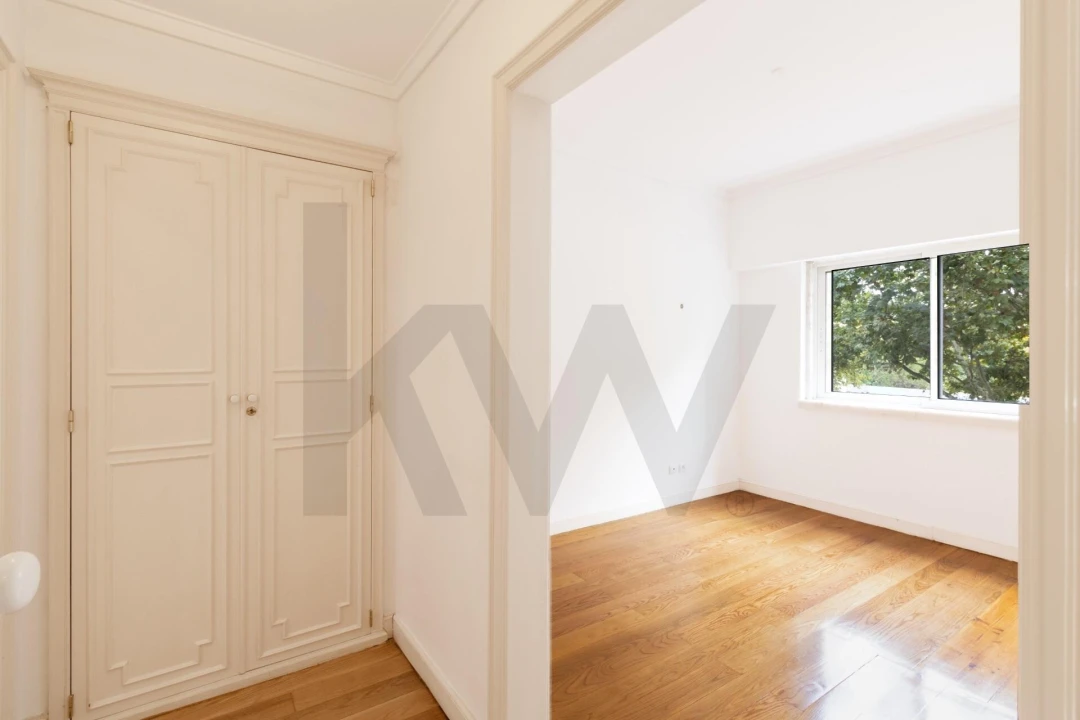 Apartamento T3 para Arrendamento em Lumiar Foto 4