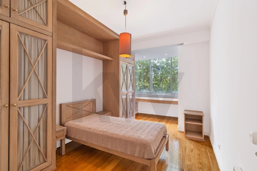 Apartamento T3 para Arrendamento em Lumiar Foto 9