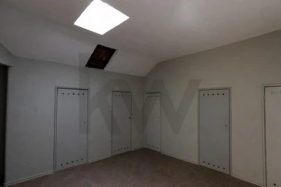 Apartamento T3 para Venda em Alvalade