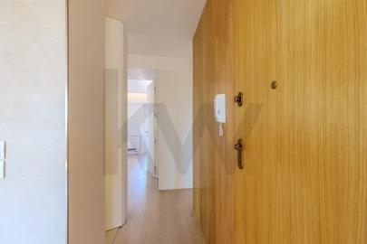 Apartamento T3 para Venda em Alvalade