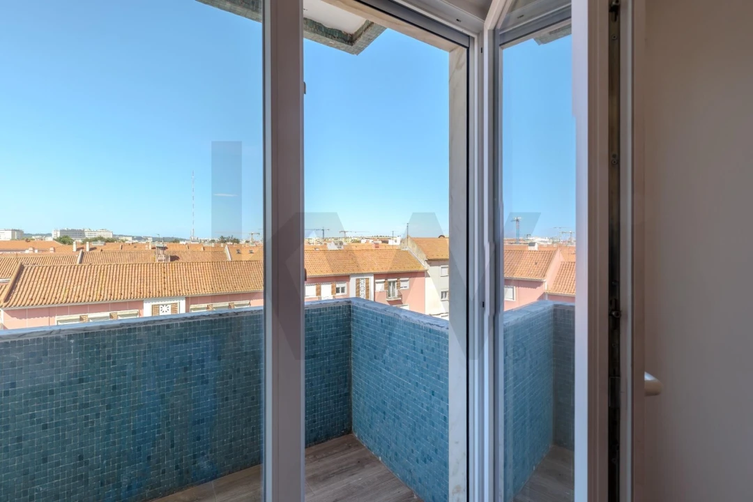 Apartamento T3 para Venda em Alvalade Foto 19