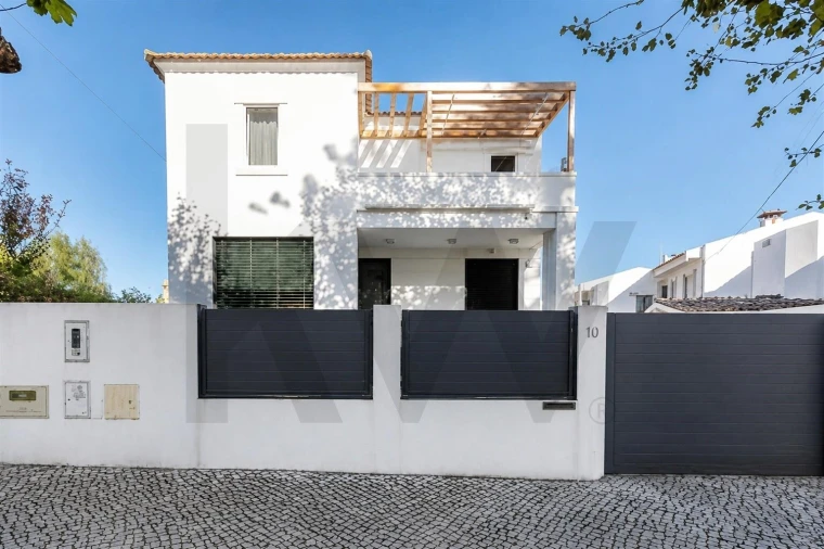 Moradia T3 para Venda em Carcavelos e Parede Foto 2