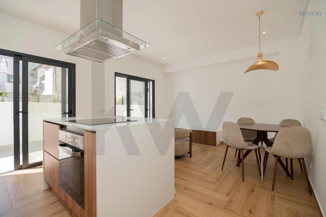 Apartamento T2 para Venda em Portimão Foto 30