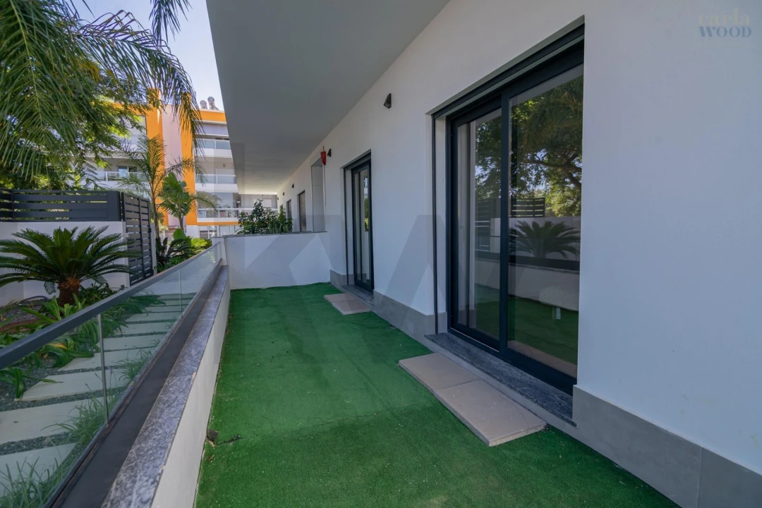 Apartamento T2 para Venda em Portimão Foto 43