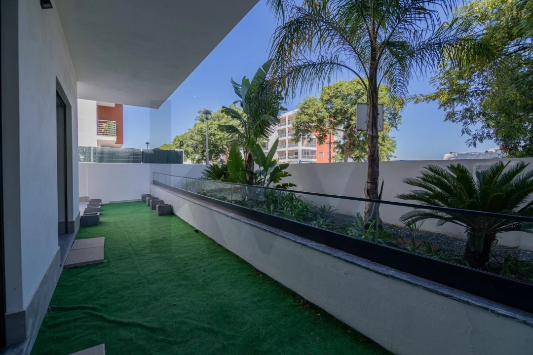Apartamento T2 para Venda em Portimão Foto 11
