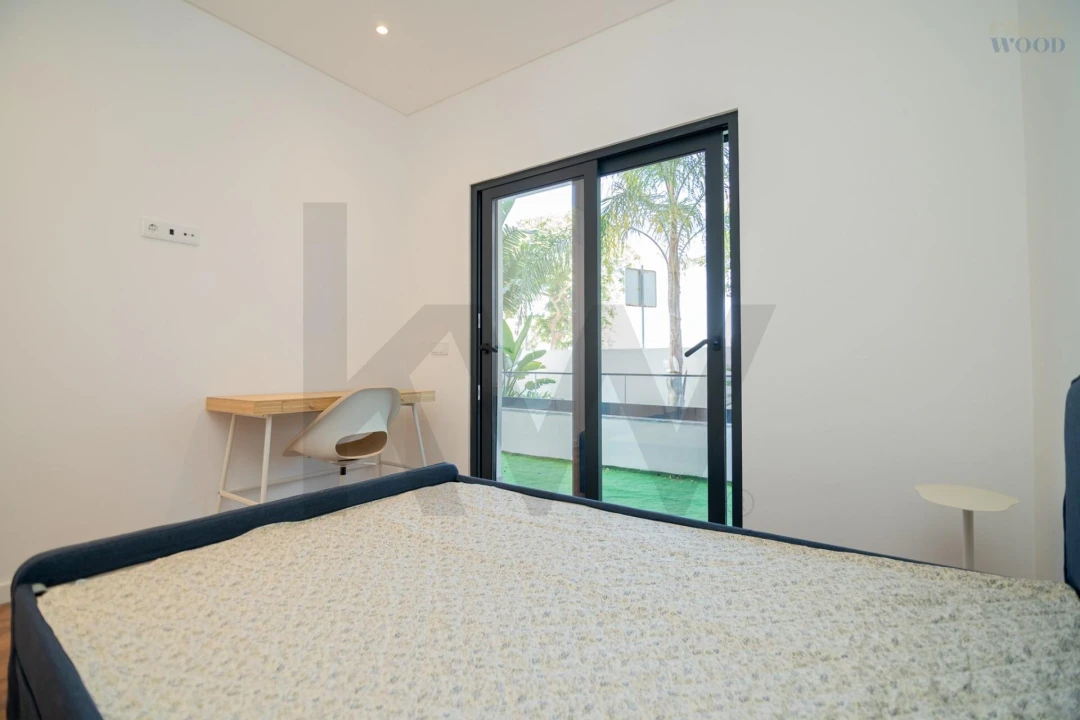 Apartamento T2 para Venda em Portimão Foto 24