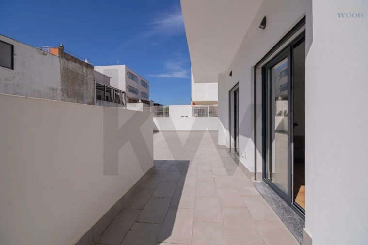 Apartamento T2 para Venda em Portimão Foto 37