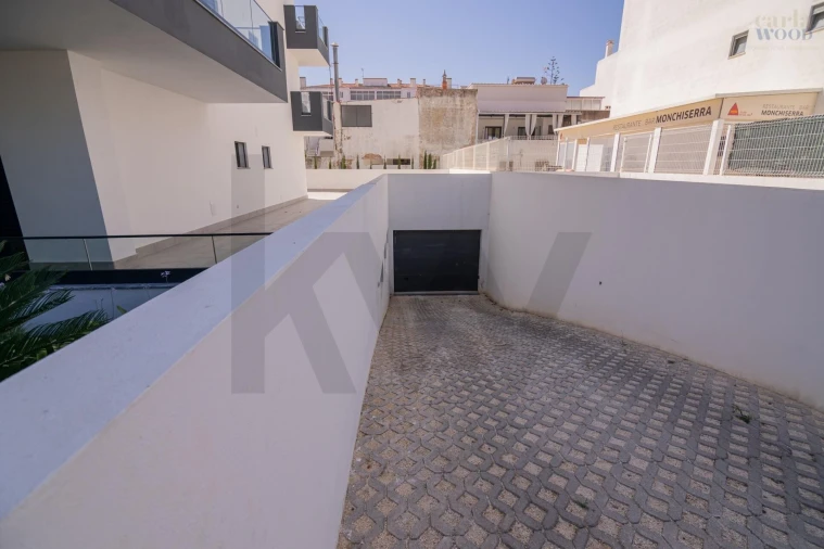 Apartamento T2 para Venda em Portimão Foto 47