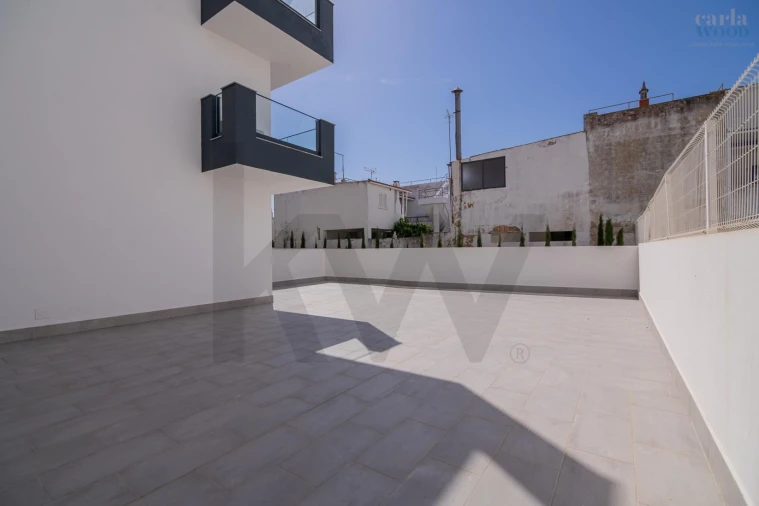 Apartamento T2 para Venda em Portimão Foto 10