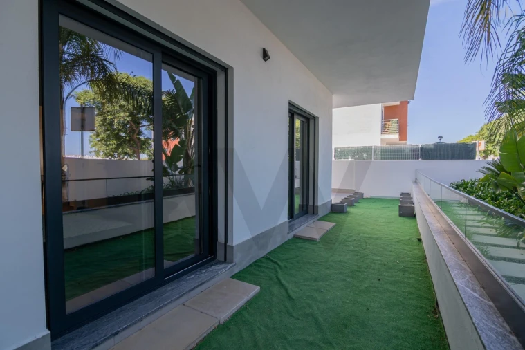 Apartamento T2 para Venda em Portimão Foto 44