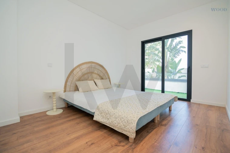 Apartamento T2 para Venda em Portimão Foto 3