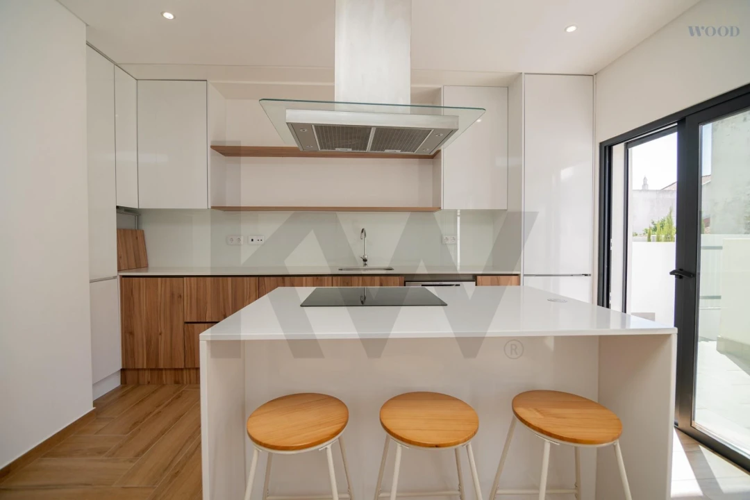 Apartamento T2 para Venda em Portimão Foto 33