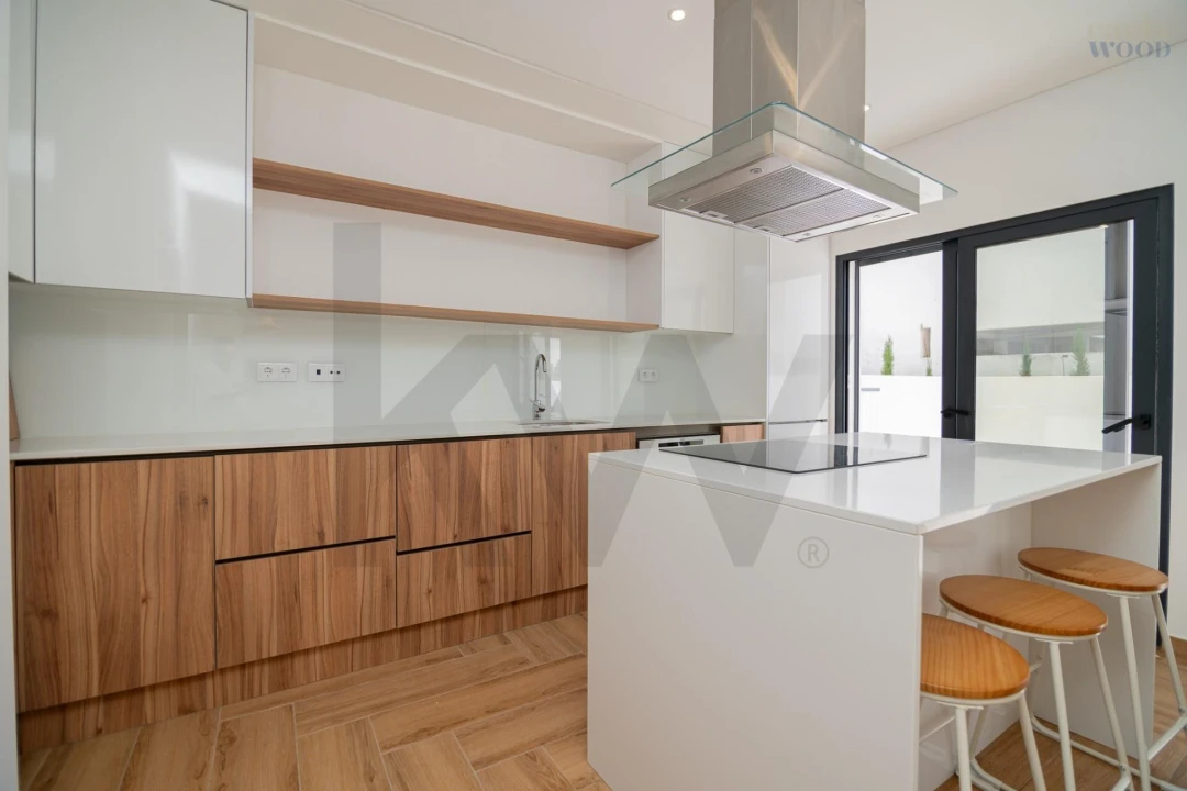 Apartamento T2 para Venda em Portimão Foto 6
