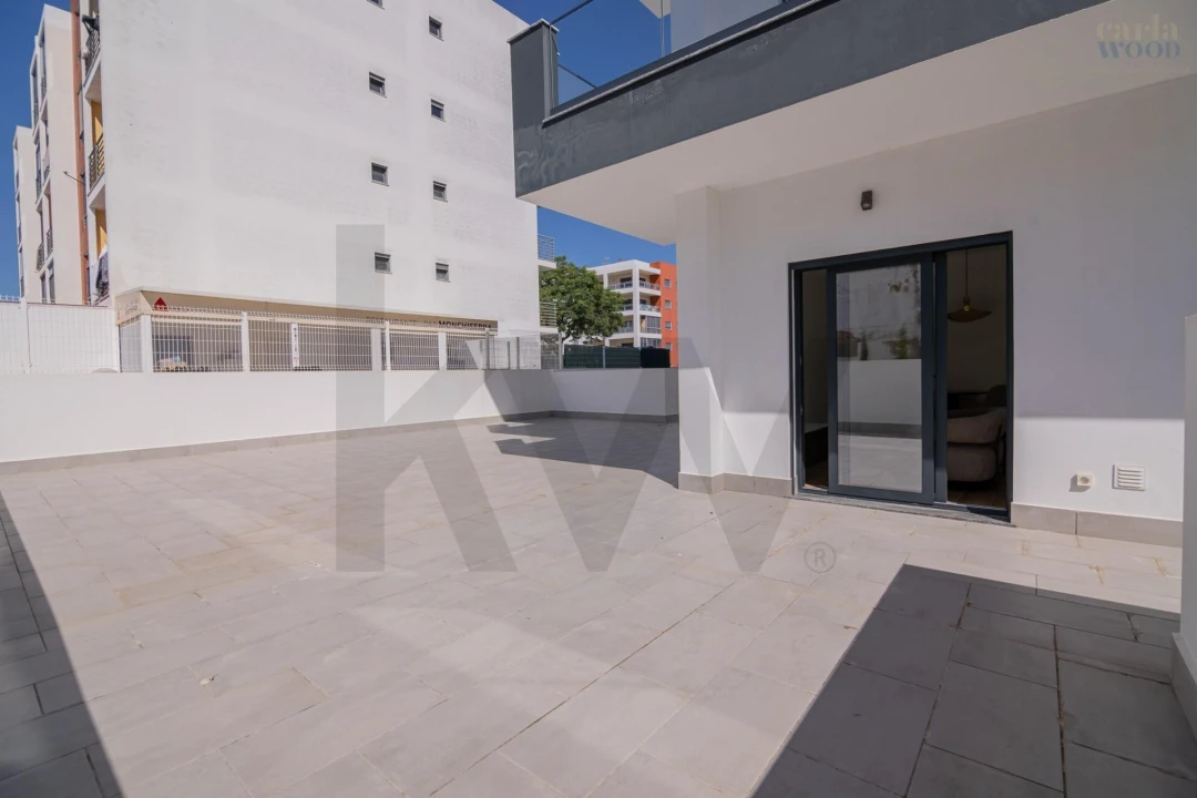 Apartamento T2 para Venda em Portimão Foto 38