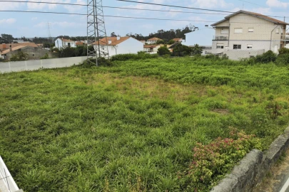 Terreno para Venda em Nogueira da Regedoura