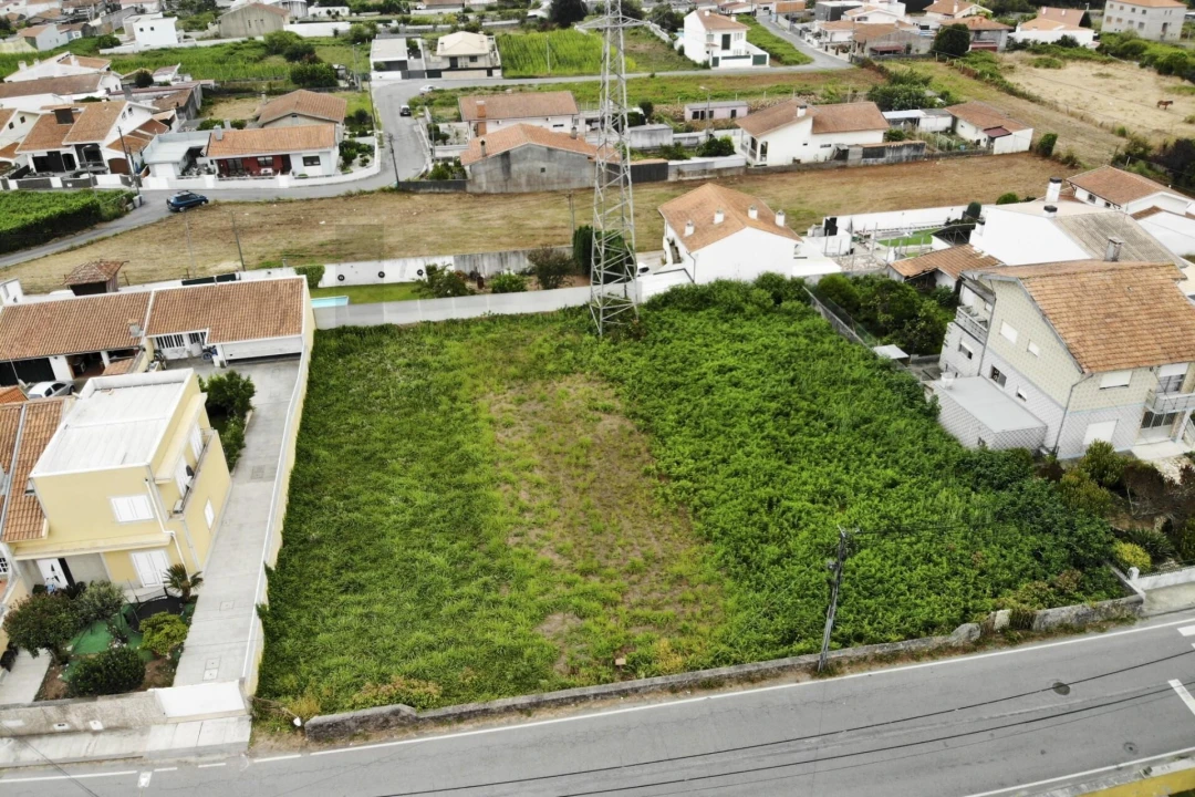 Terreno para Venda em Nogueira da Regedoura Foto 6