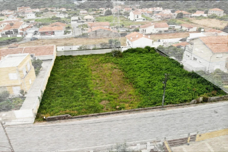 Terreno para Venda em Nogueira da Regedoura Foto 3