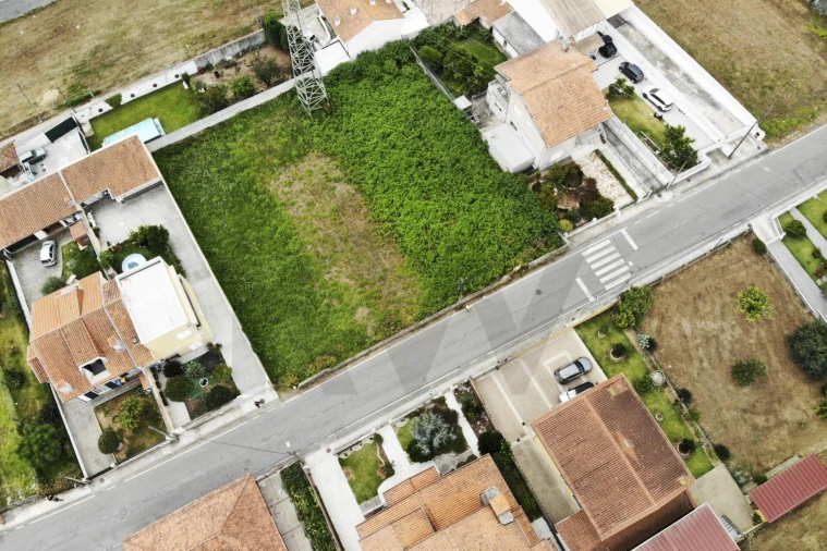 Terreno para Venda em Nogueira da Regedoura Foto 14