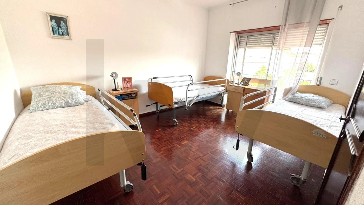 Moradia T5 para Arrendamento em Oeiras e São Julião da Barra, Paço de Arcos e Caxias Foto 23