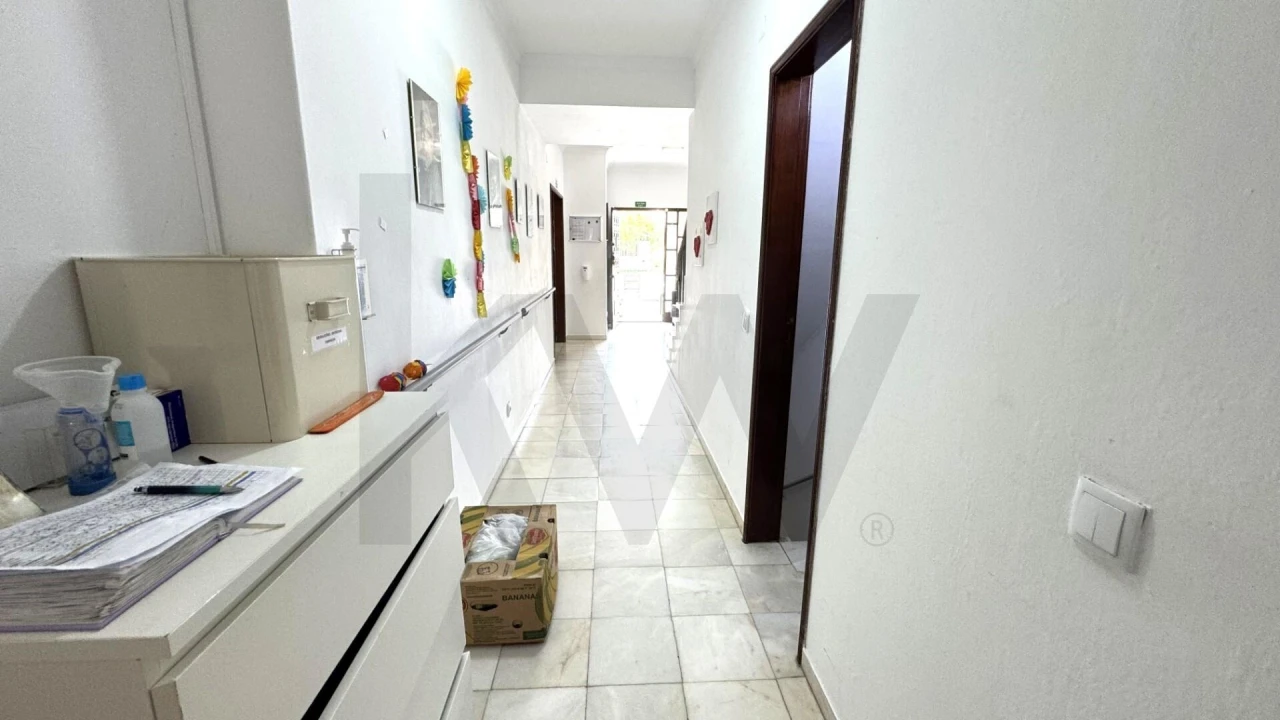 Moradia T5 para Arrendamento em Oeiras e São Julião da Barra, Paço de Arcos e Caxias Foto 8