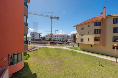 Apartamento T2 para Venda em Atouguia da Baleia