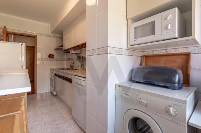 Apartamento T2 para Venda em Atouguia da Baleia