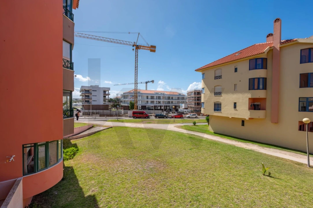 Apartamento T2 para Venda em Atouguia da Baleia Foto 29
