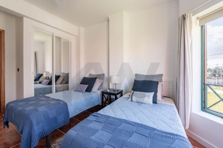 Apartamento T2 para Venda em Atouguia da Baleia Foto 14