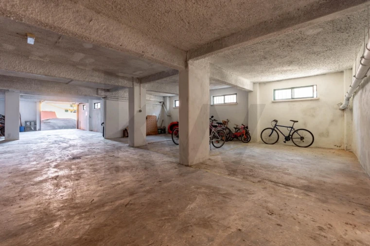 Apartamento T2 para Venda em Atouguia da Baleia Foto 23